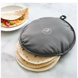 Pampered Chef Charcoal Tortilla Keeper